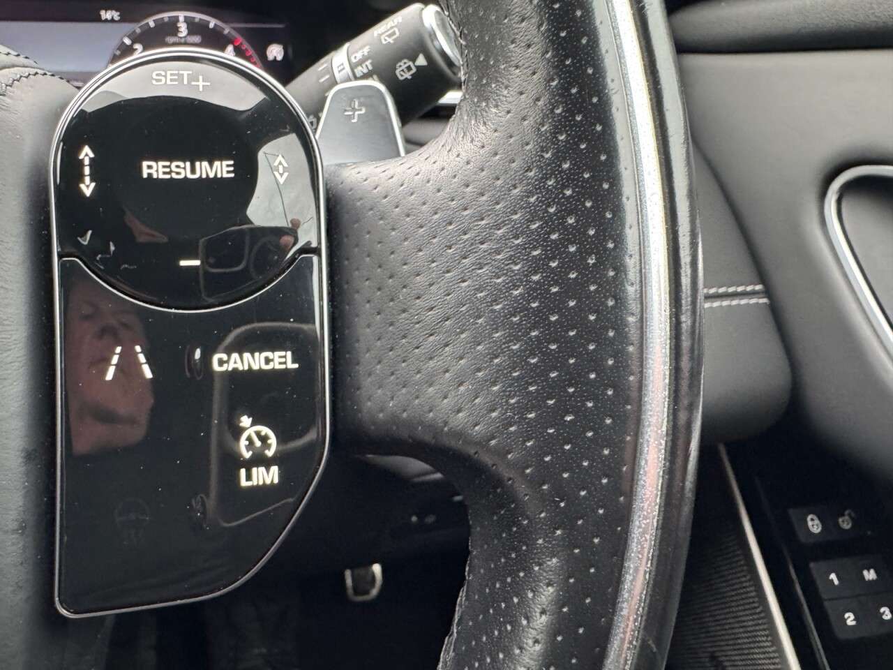 2018 LAND ROVER RANGE ROVER VELAR 2018 LAND ROVER RANGE ROVER VELAR