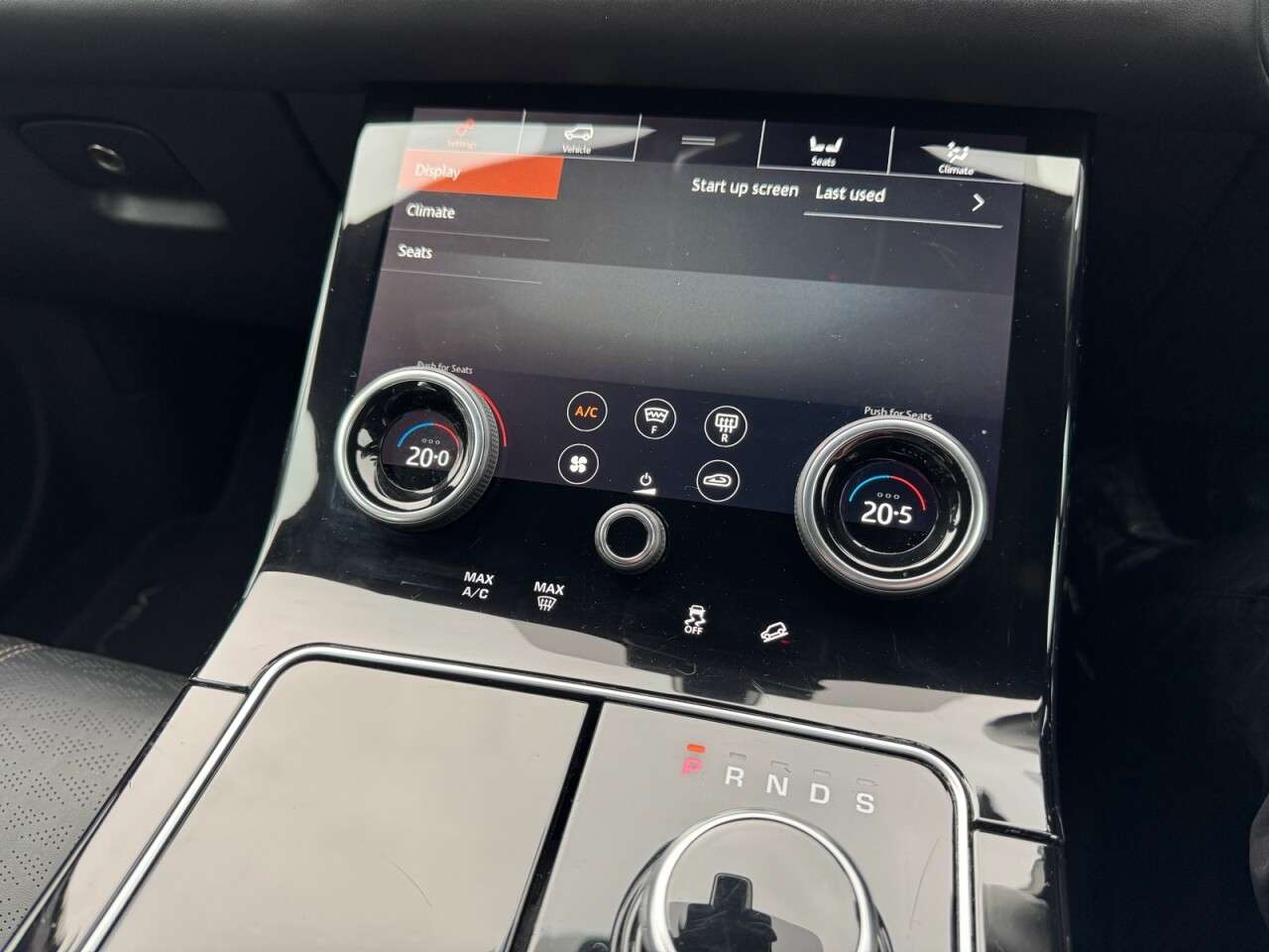 2018 LAND ROVER RANGE ROVER VELAR 2018 LAND ROVER RANGE ROVER VELAR