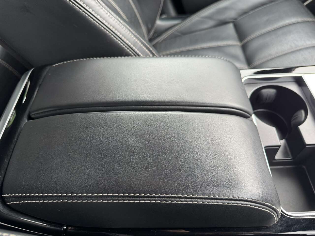 2018 LAND ROVER RANGE ROVER VELAR 2018 LAND ROVER RANGE ROVER VELAR