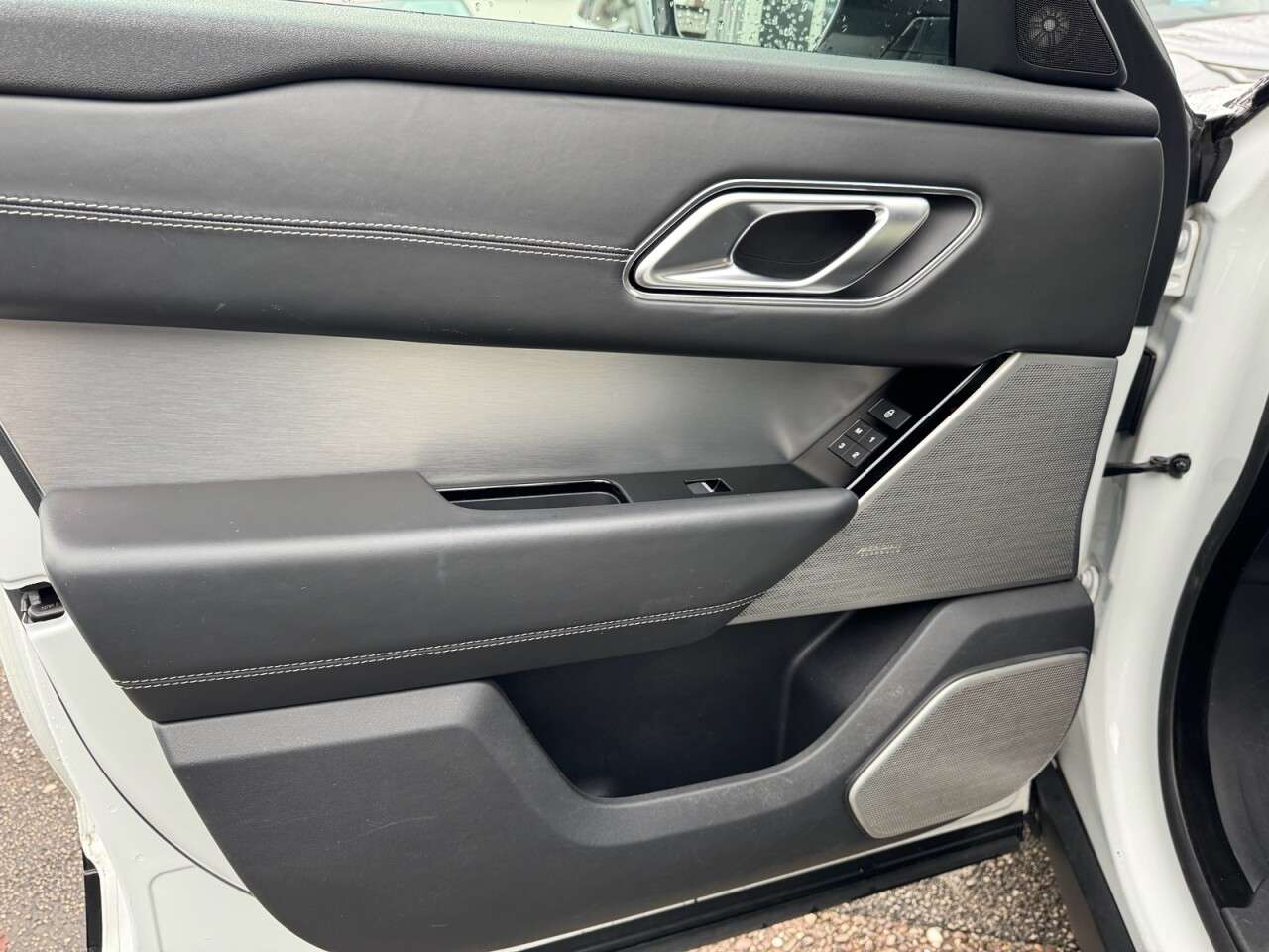 2018 LAND ROVER RANGE ROVER VELAR 2018 LAND ROVER RANGE ROVER VELAR