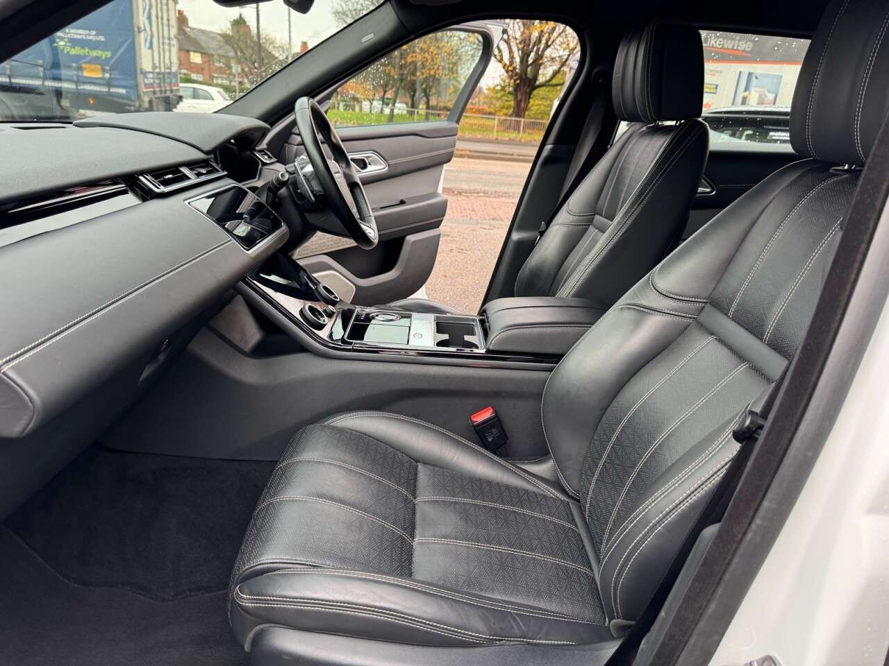 2018 LAND ROVER RANGE ROVER VELAR 2018 LAND ROVER RANGE ROVER VELAR