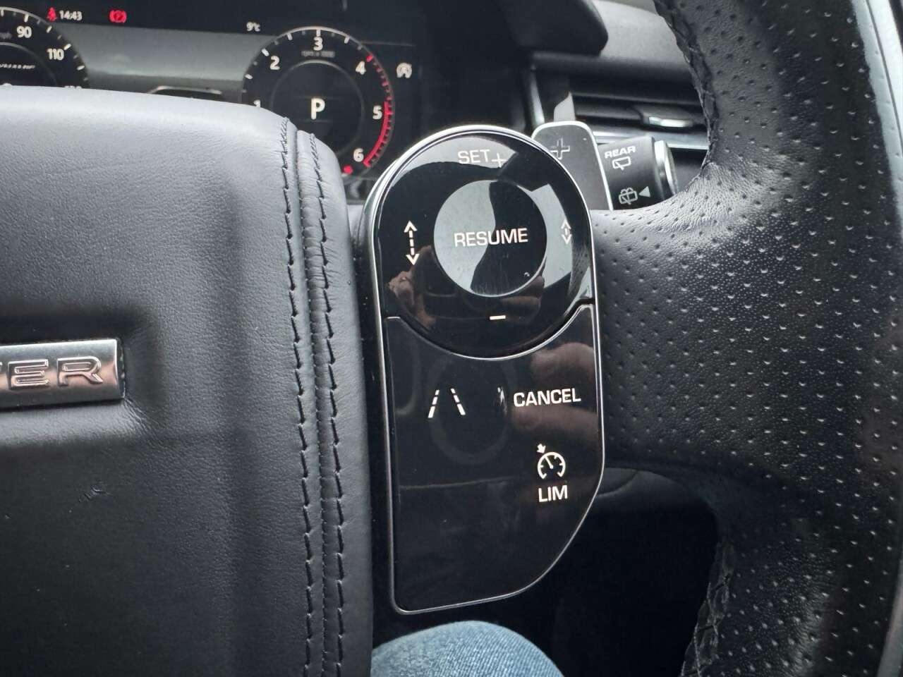 2018 LAND ROVER RANGE ROVER VELAR 2018 LAND ROVER RANGE ROVER VELAR