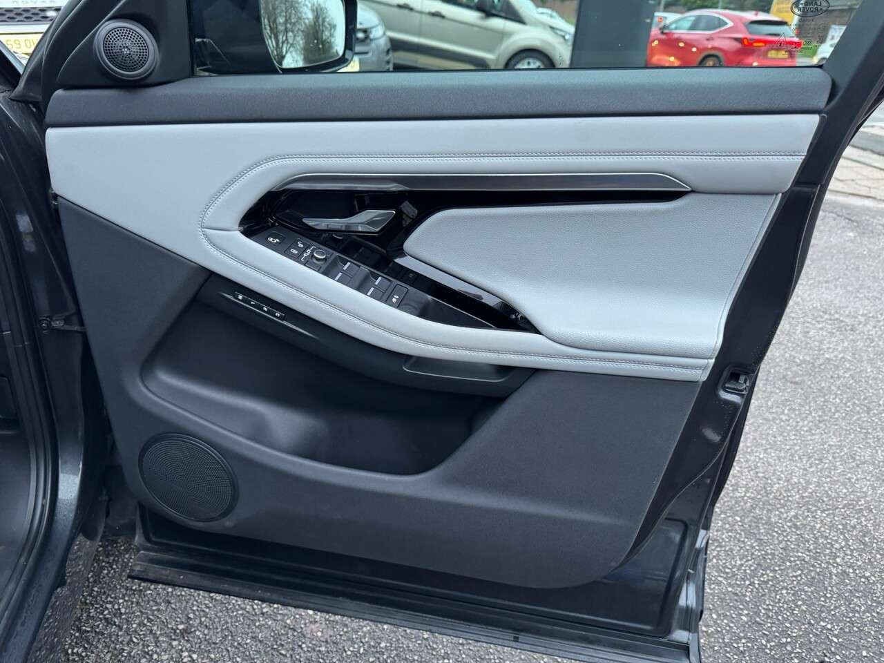 2020 LAND ROVER RANGE ROVER EVOQUE 2020 LAND ROVER RANGE ROVER EVOQUE