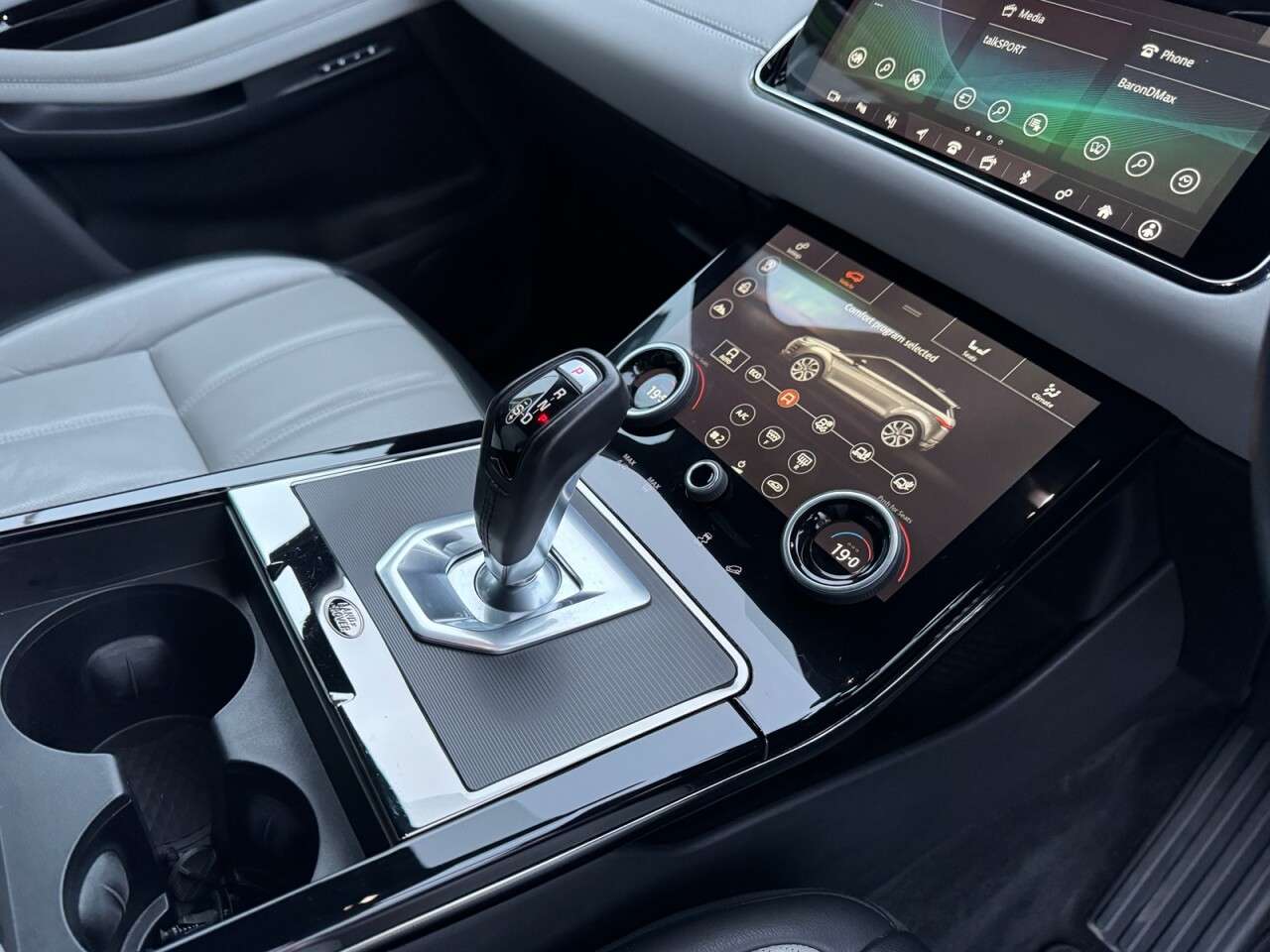 2020 LAND ROVER RANGE ROVER EVOQUE 2020 LAND ROVER RANGE ROVER EVOQUE