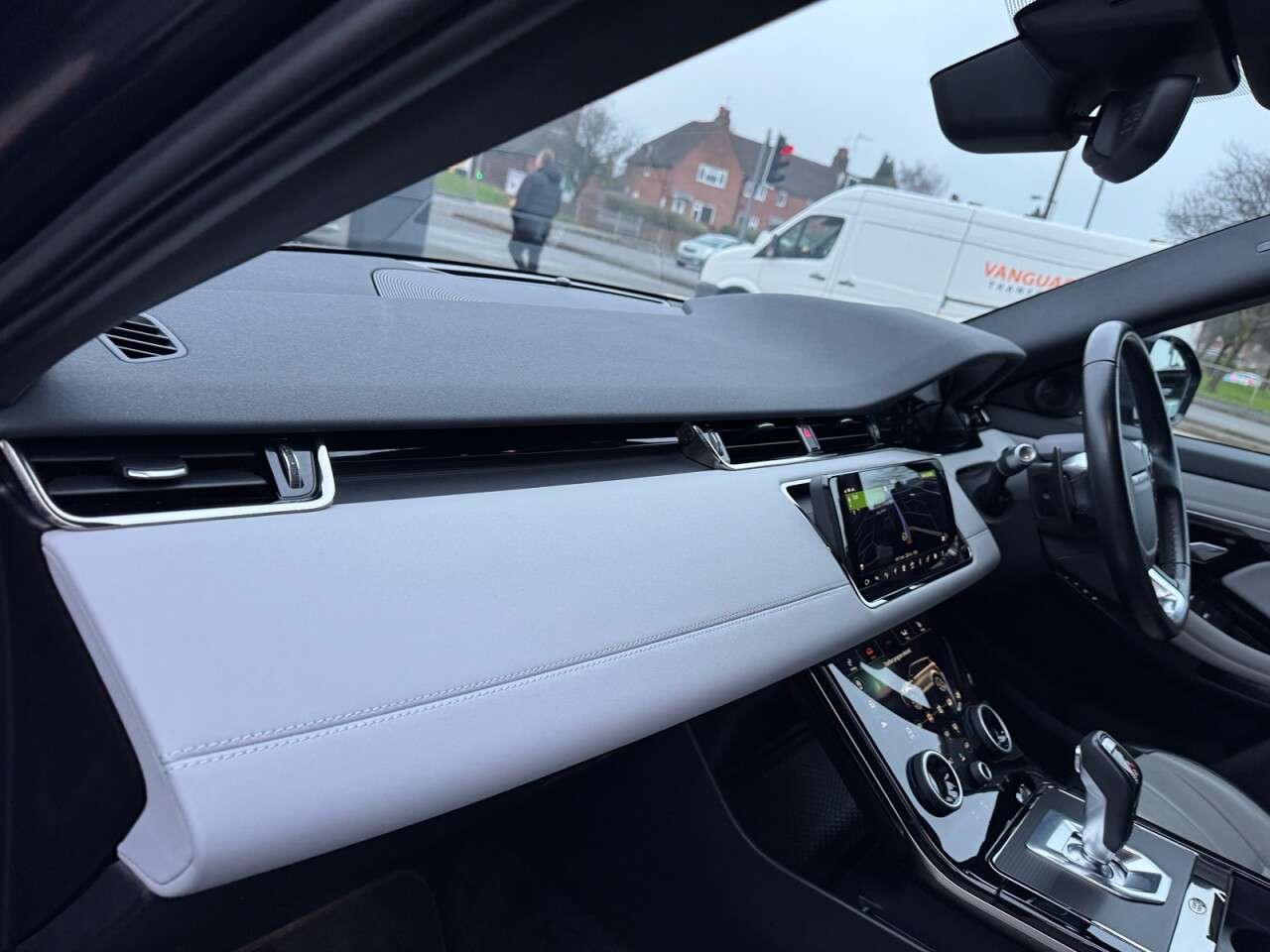 2020 LAND ROVER RANGE ROVER EVOQUE 2020 LAND ROVER RANGE ROVER EVOQUE