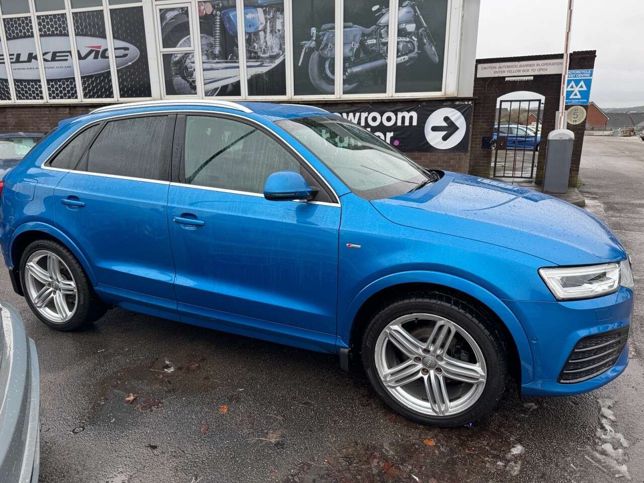 2015 AUDI Q3 2015 AUDI Q3