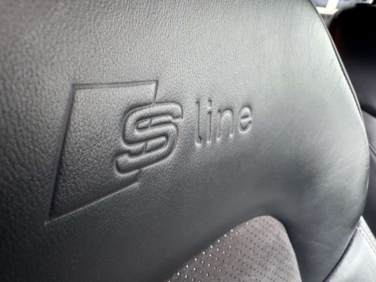 2015 AUDI Q3 2015 AUDI Q3