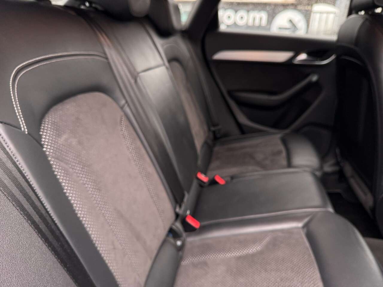 2015 AUDI Q3 2015 AUDI Q3