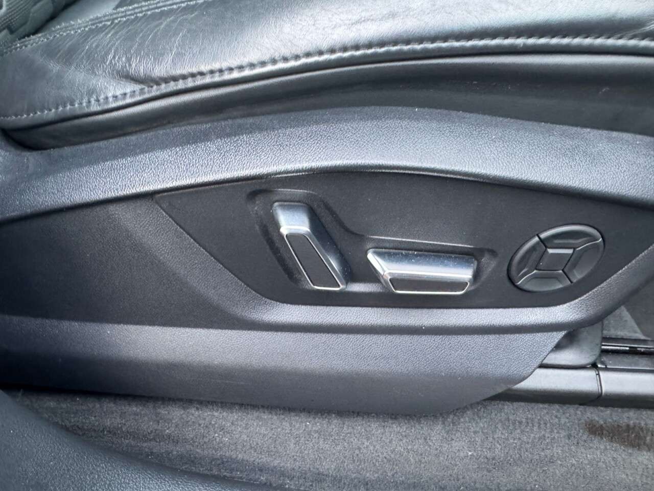 2020 AUDI RSQ8 2020 AUDI RSQ8