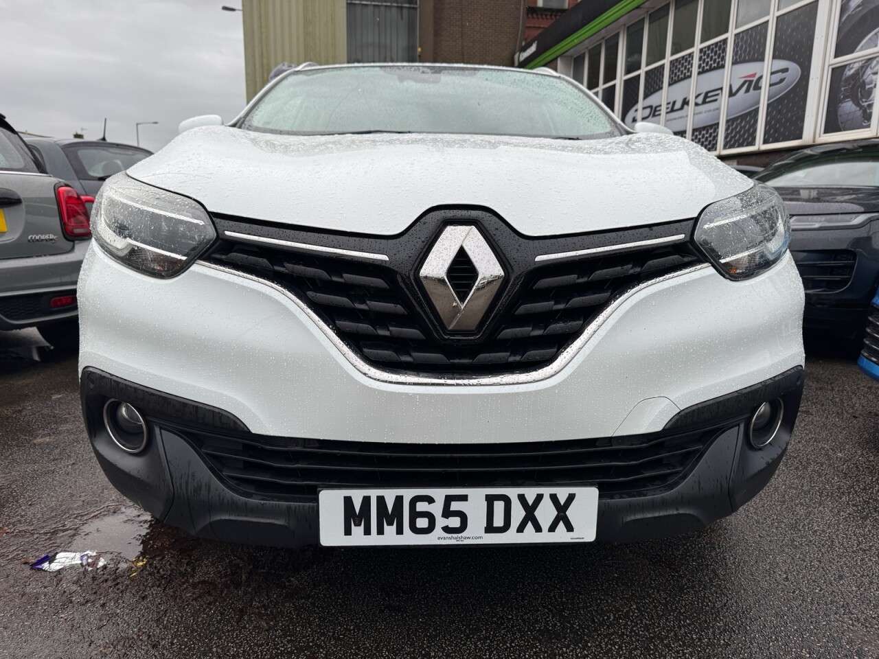 A 2015 RENAULT KADJAR 1.6 dCi Dynamique S Nav SUV 5dr Diesel Manual Euro 6 (s/s) (130 ps) A 2015 RENAULT KADJAR 1.6 dCi Dynamique S Nav SUV 5dr Diesel Manual Euro 6 (s/s) (130 ps)