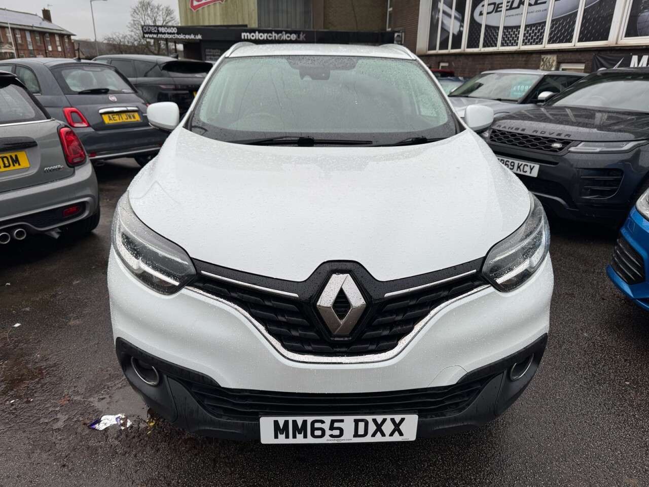 A 2015 RENAULT KADJAR 1.6 dCi Dynamique S Nav SUV 5dr Diesel Manual Euro 6 (s/s) (130 ps) A 2015 RENAULT KADJAR 1.6 dCi Dynamique S Nav SUV 5dr Diesel Manual Euro 6 (s/s) (130 ps)