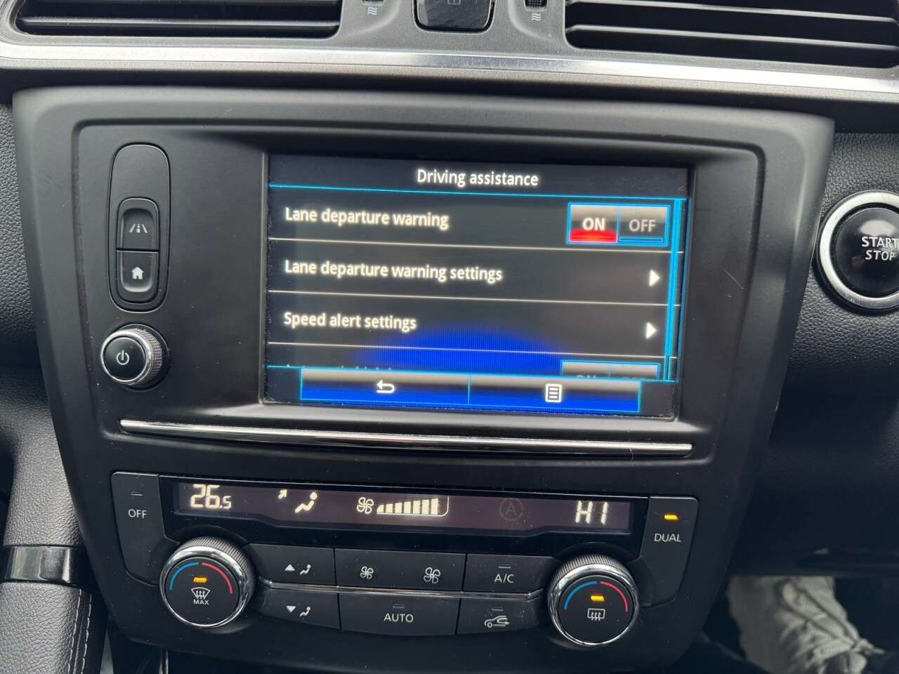 2015 RENAULT KADJAR 2015 RENAULT KADJAR