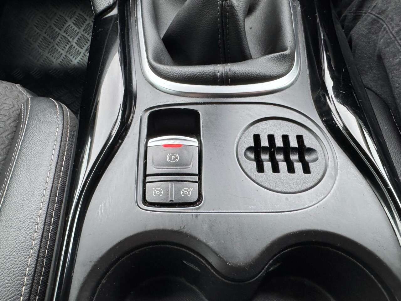 2015 RENAULT KADJAR 2015 RENAULT KADJAR