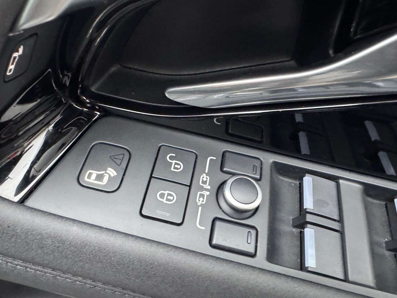 2020 LAND ROVER RANGE ROVER EVOQUE 2020 LAND ROVER RANGE ROVER EVOQUE