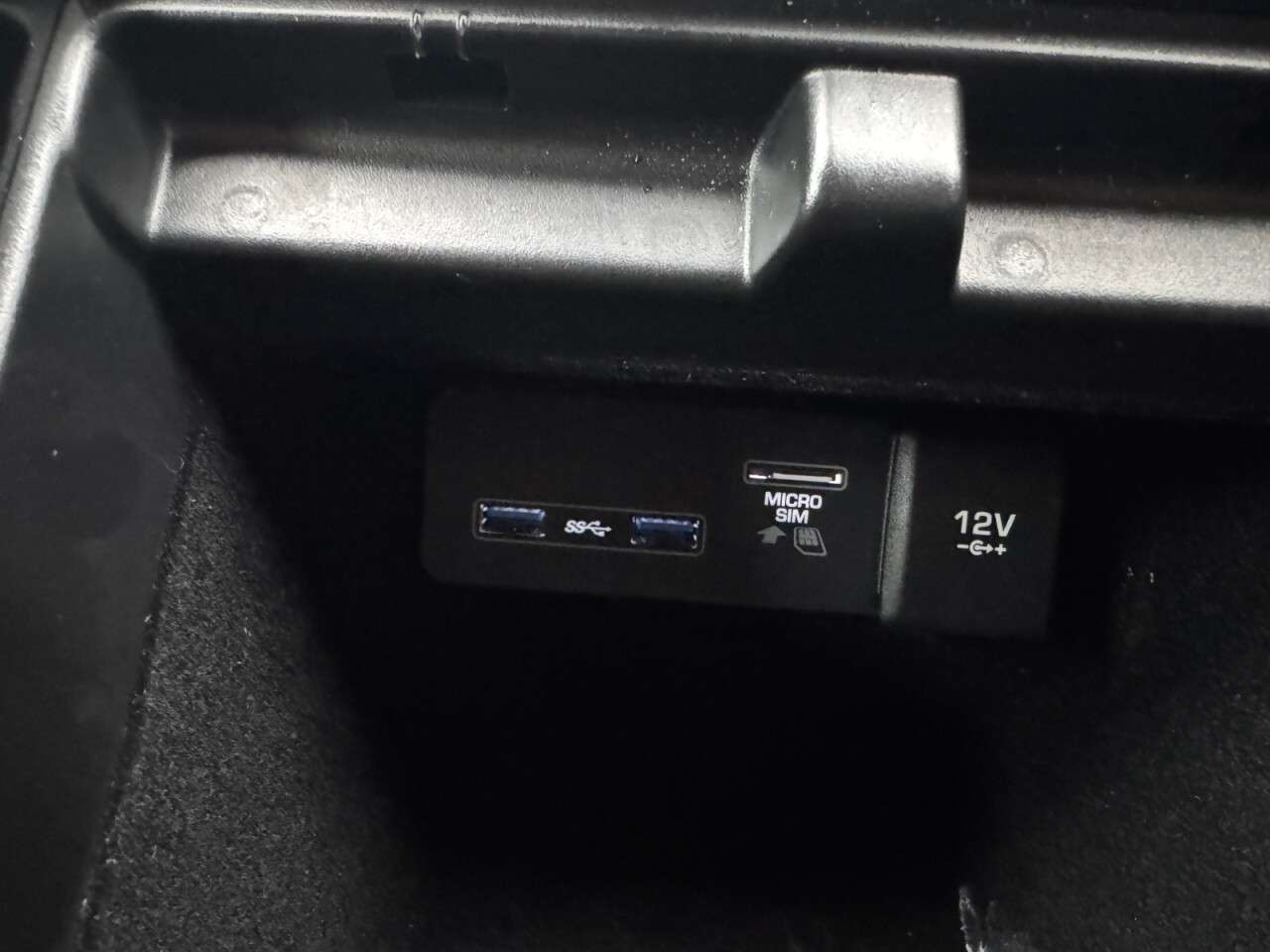 2020 LAND ROVER RANGE ROVER EVOQUE 2020 LAND ROVER RANGE ROVER EVOQUE