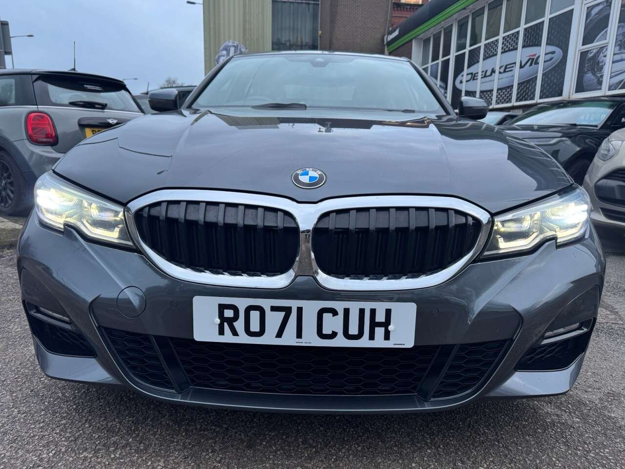 A 2021 BMW 3 SERIES 2.0 320i M Sport Saloon 4dr Petrol Auto Euro 6 (s/s) (184 ps) A 2021 BMW 3 SERIES 2.0 320i M Sport Saloon 4dr Petrol Auto Euro 6 (s/s) (184 ps)