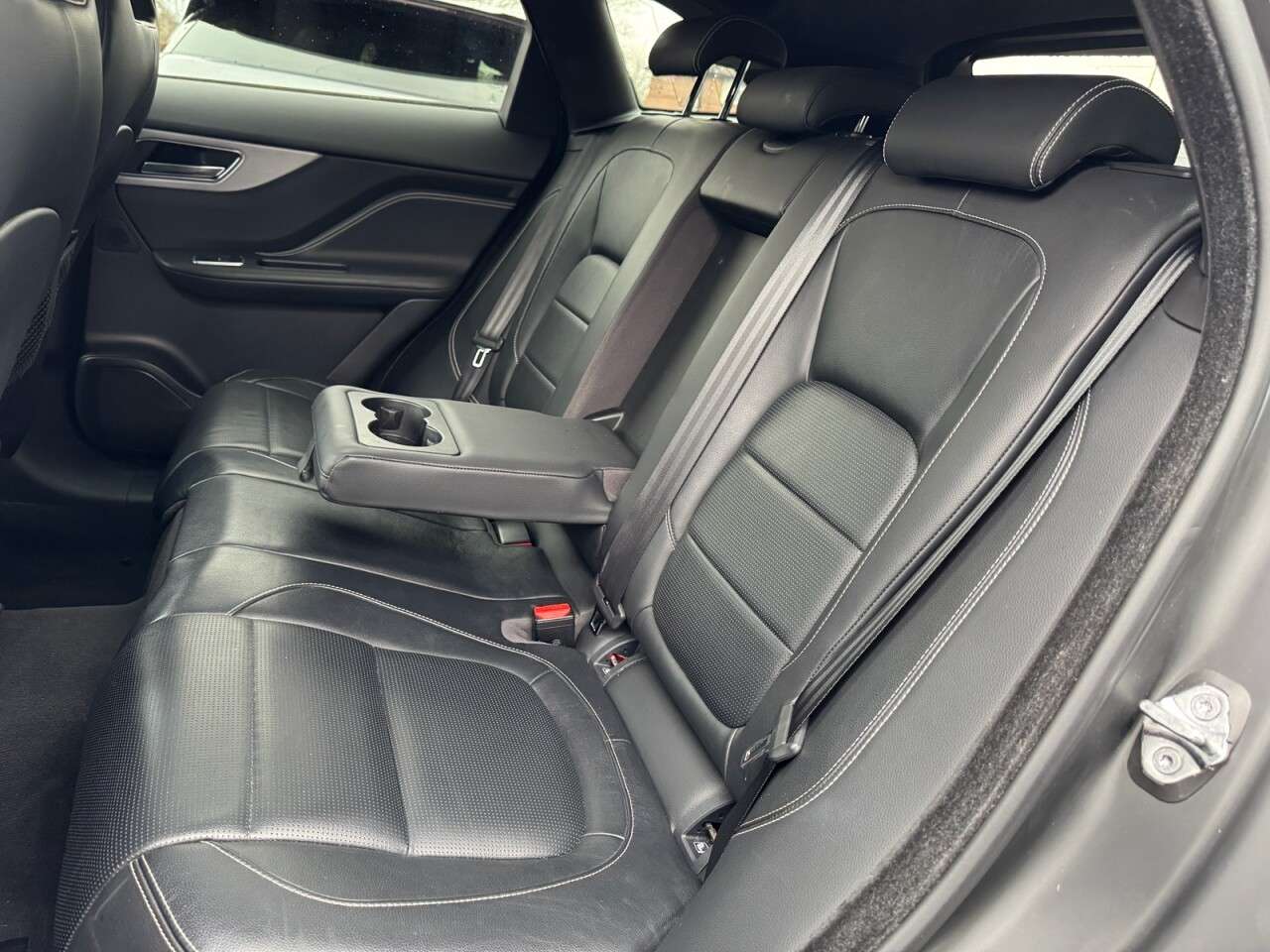2021 JAGUAR F-PACE 2021 JAGUAR F-PACE