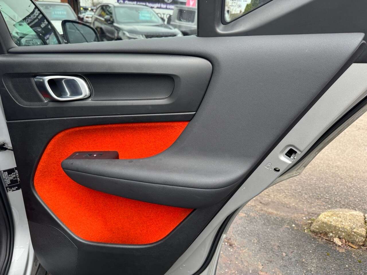 2019 VOLVO XC40 2019 VOLVO XC40