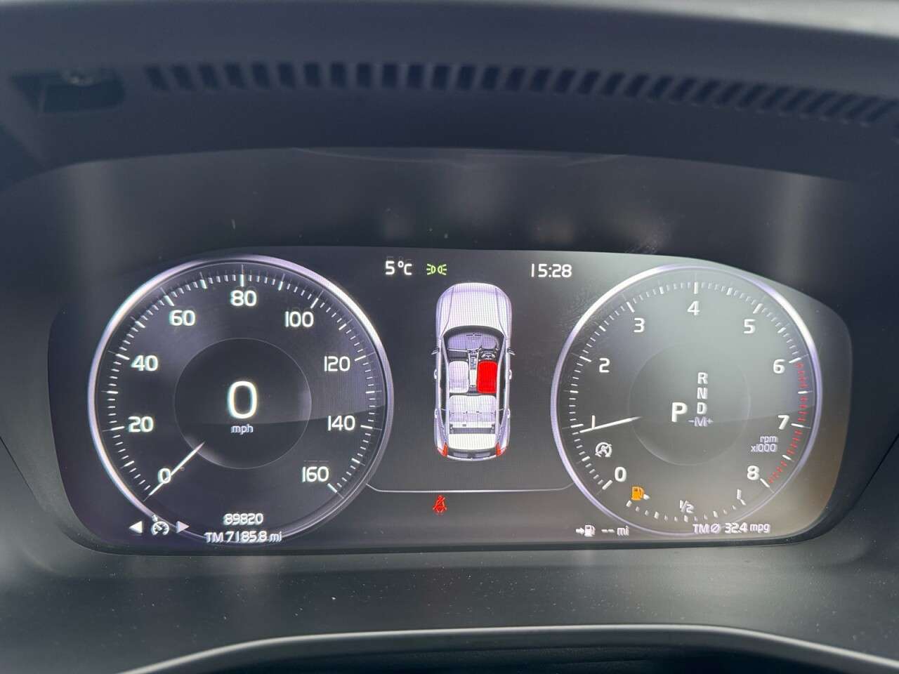 2019 VOLVO XC40 2019 VOLVO XC40
