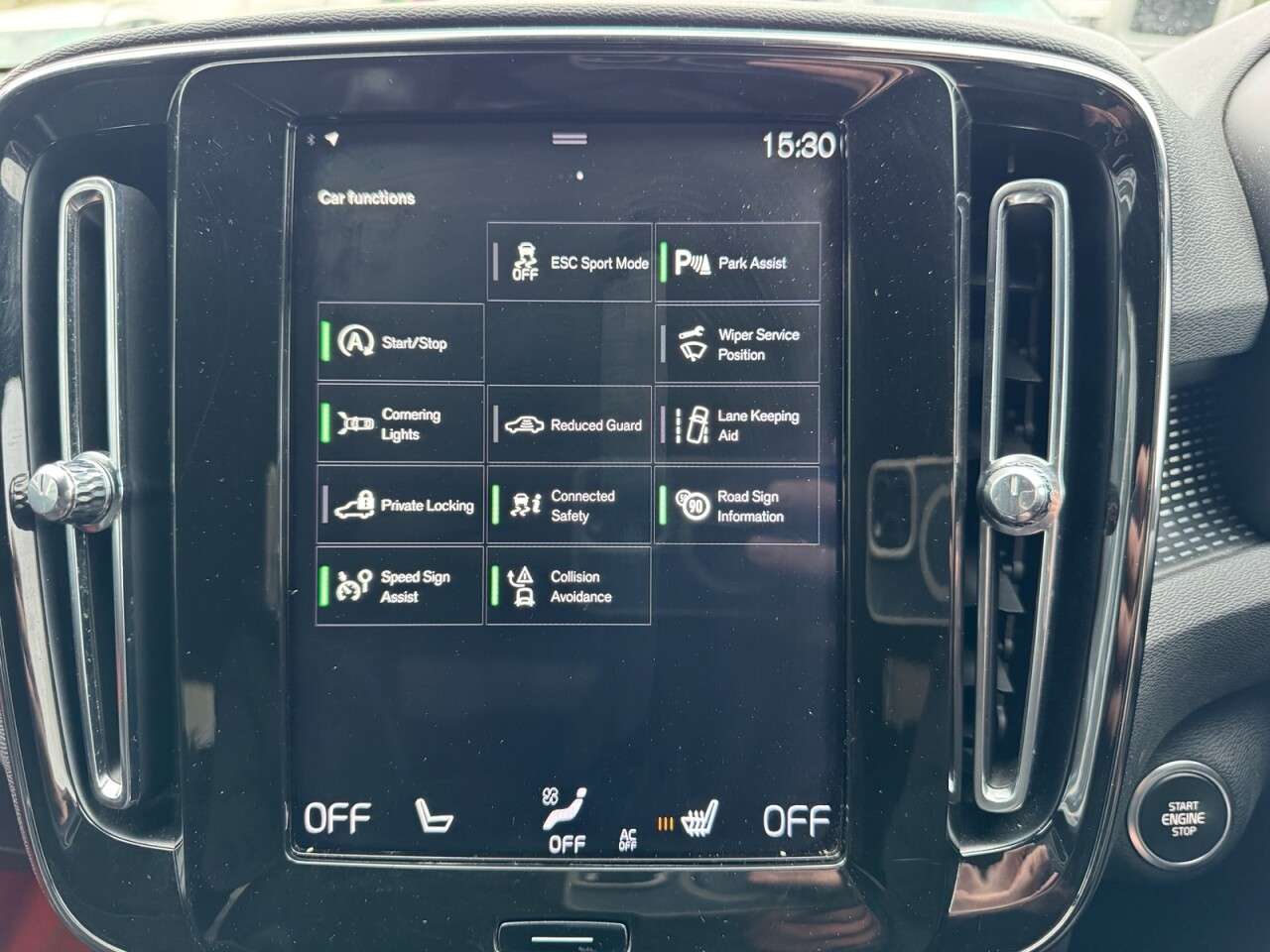 2019 VOLVO XC40 2019 VOLVO XC40