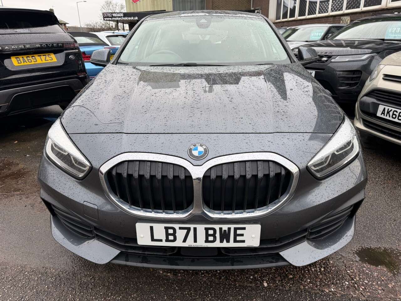 A 2021 BMW 1 SERIES 1.5 118i SE (LCP) Hatchback 5dr Petrol Manual Euro 6 (s/s) (136 ps) ! owner A 2021 BMW 1 SERIES 1.5 118i SE (LCP) Hatchback 5dr Petrol Manual Euro 6 (s/s) (136 ps) ! owner