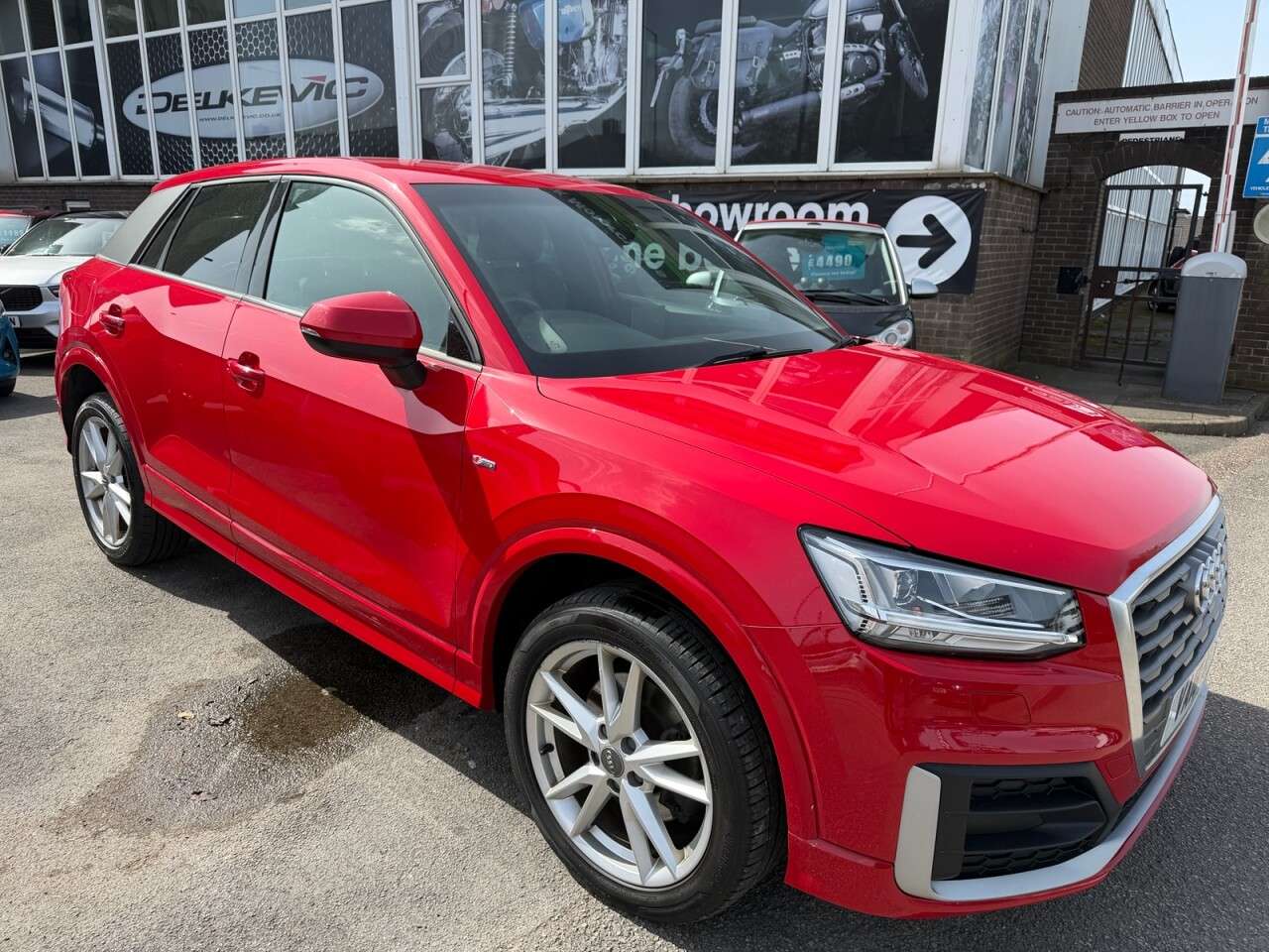 A 2018 AUDI Q2 1.0 TFSI S line SUV 5dr Petrol Manual Euro 6 (s/s) (116 ps) 116PS ULEZ 5dr A 2018 AUDI Q2 1.0 TFSI S line SUV 5dr Petrol Manual Euro 6 (s/s) (116 ps) 116PS ULEZ 5dr
