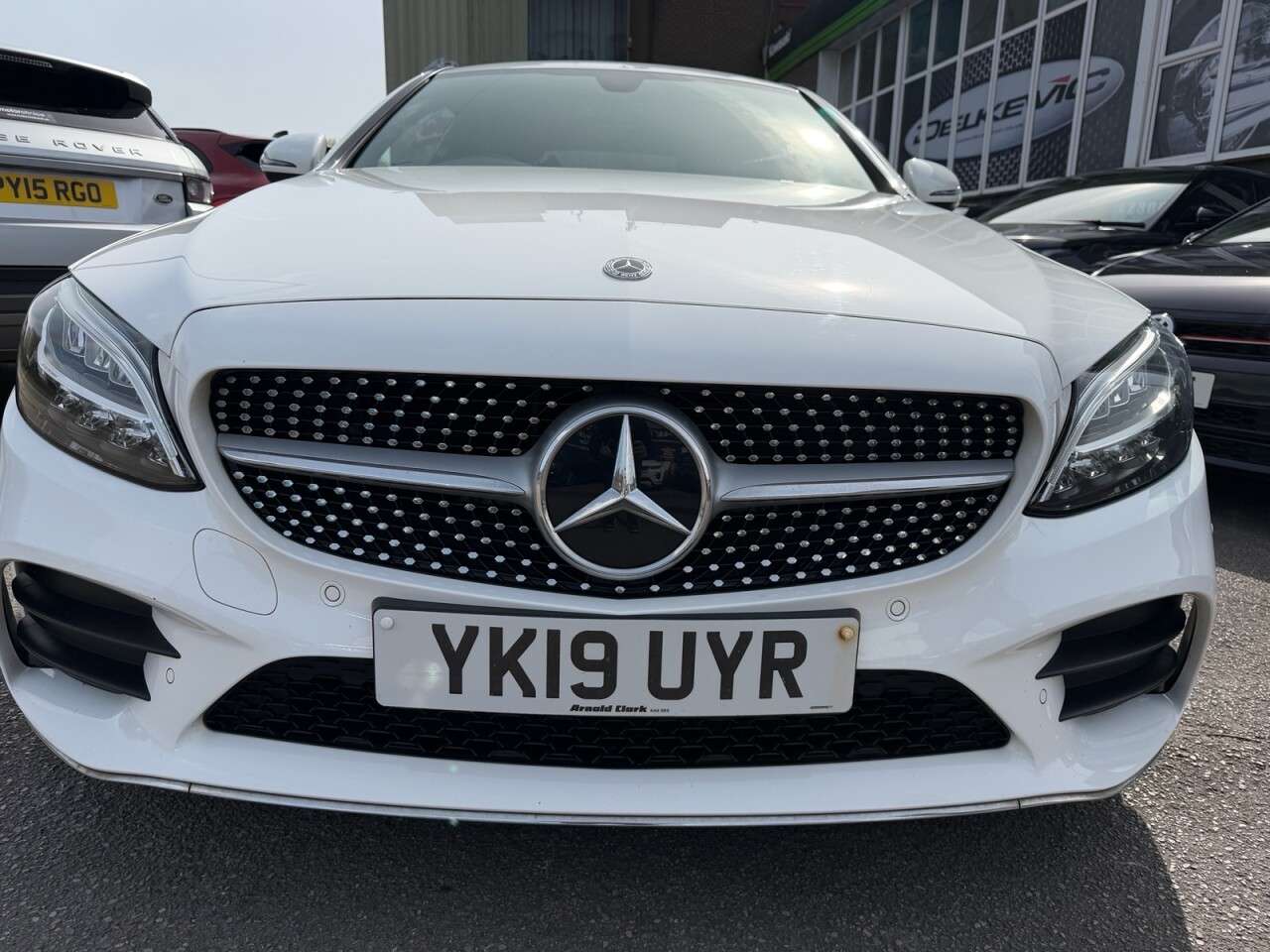 A 2019 MERCEDES-BENZ C-CLASS 2.0 C220d AMG Line Coupe 2dr Diesel G-Tronic+ Euro 6 (s/s) (194 ps) 194PS A A 2019 MERCEDES-BENZ C-CLASS 2.0 C220d AMG Line Coupe 2dr Diesel G-Tronic+ Euro 6 (s/s) (194 ps) 194PS A