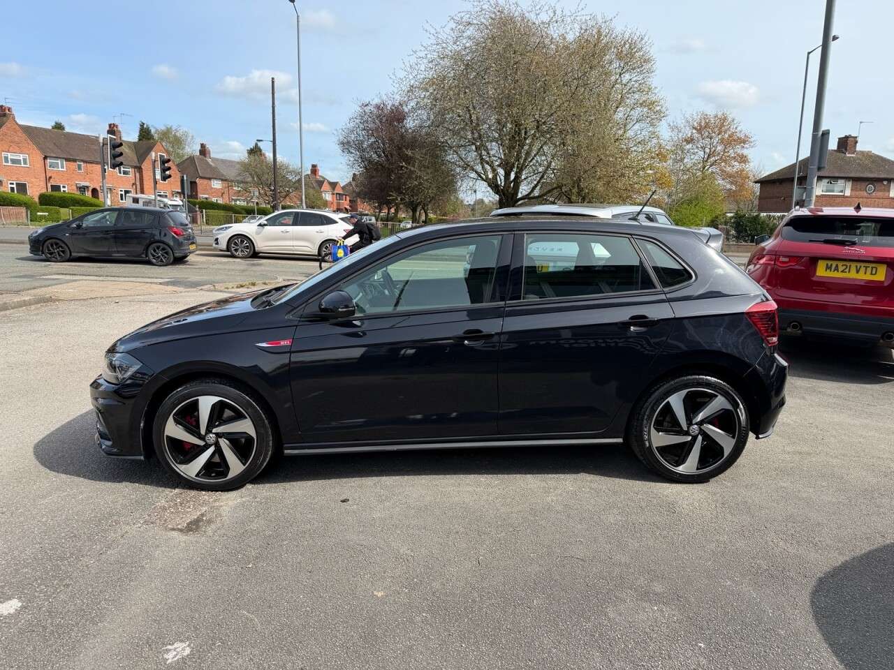 2019 VOLKSWAGEN POLO 2019 VOLKSWAGEN POLO