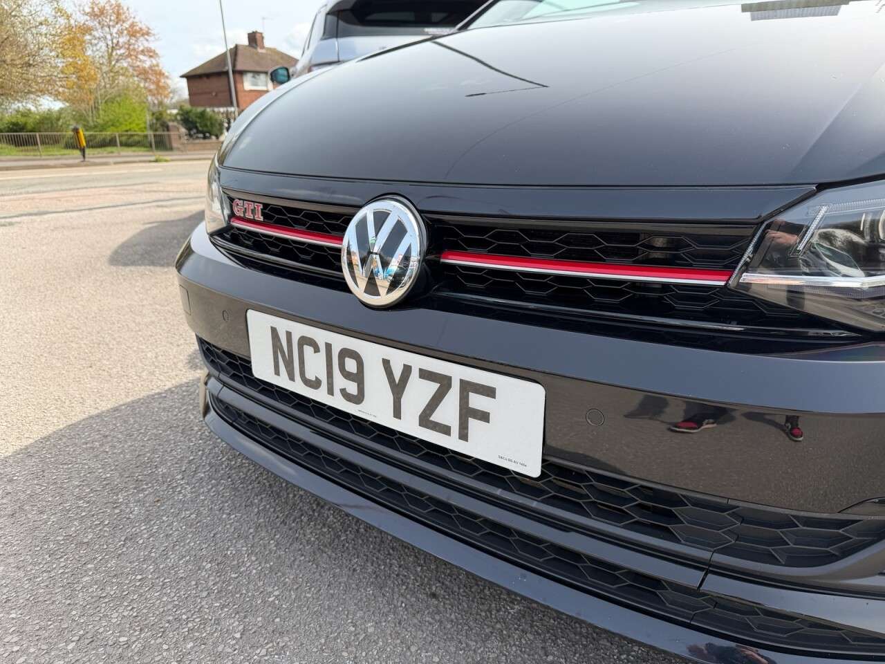 2019 VOLKSWAGEN POLO 2019 VOLKSWAGEN POLO