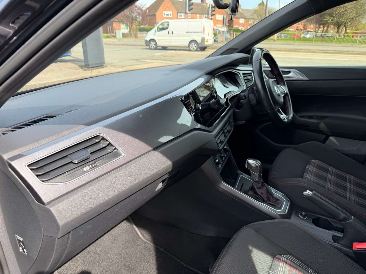 2019 VOLKSWAGEN POLO 2019 VOLKSWAGEN POLO