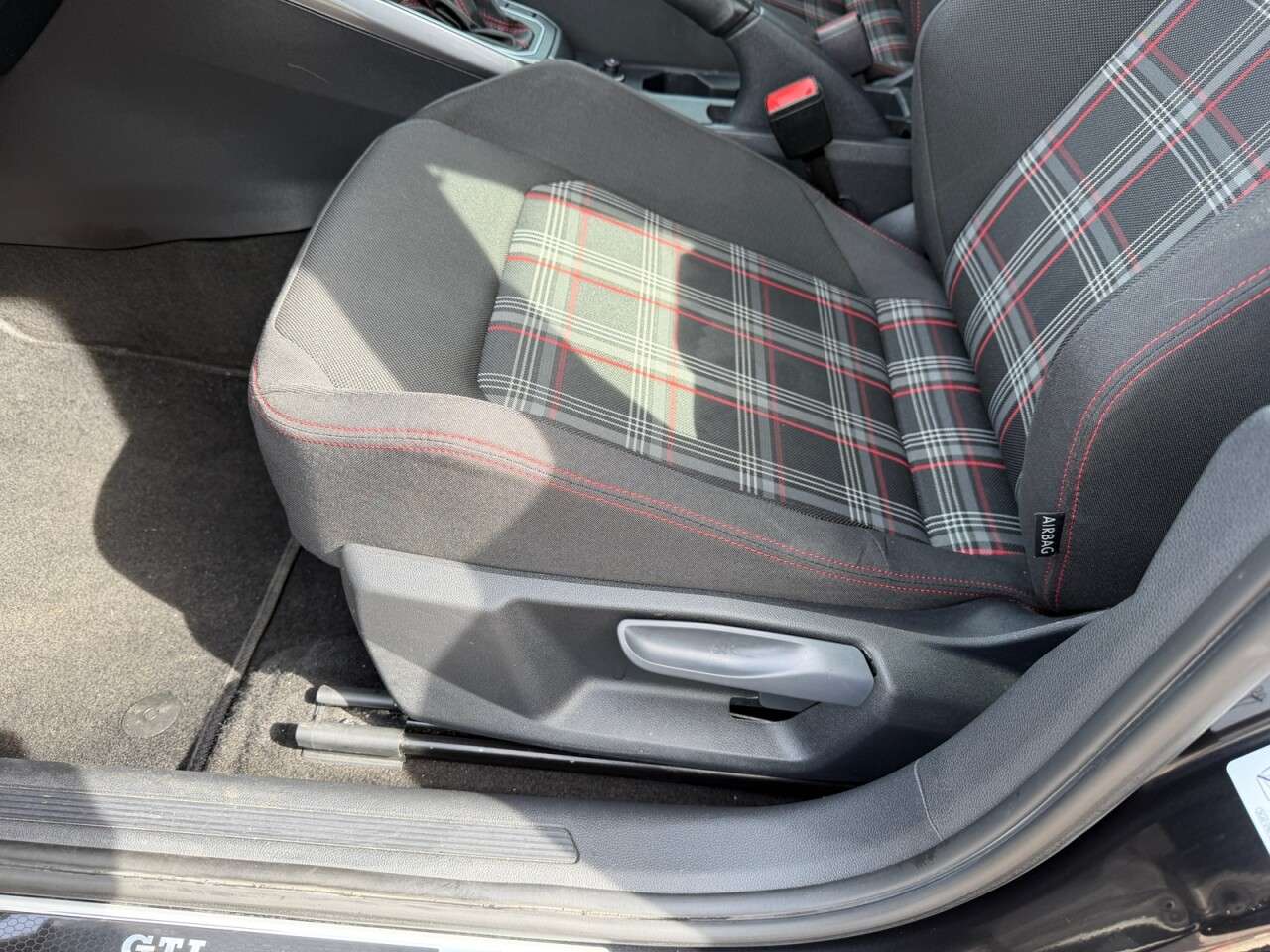 2019 VOLKSWAGEN POLO 2019 VOLKSWAGEN POLO