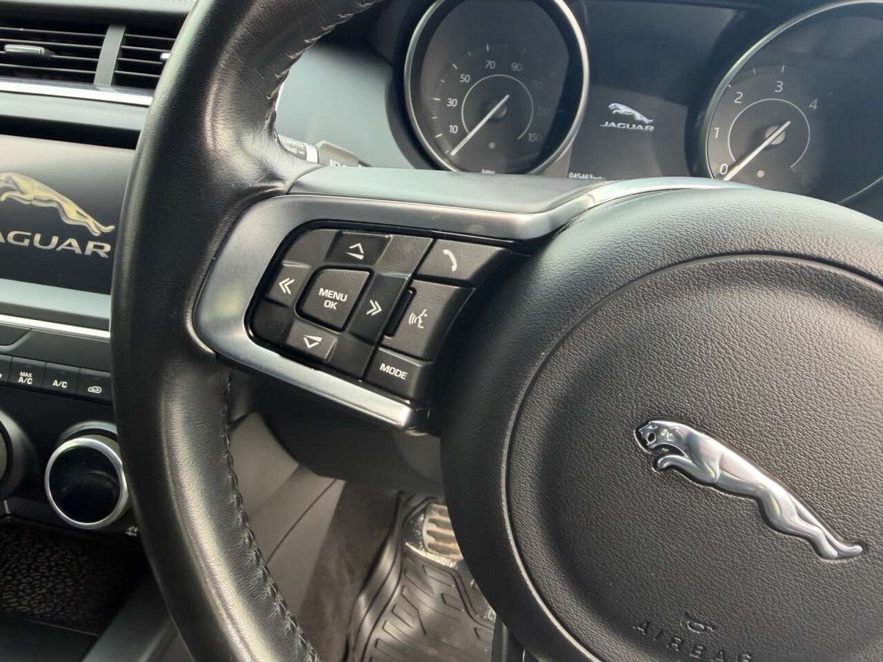 2018 JAGUAR E-PACE 2018 JAGUAR E-PACE