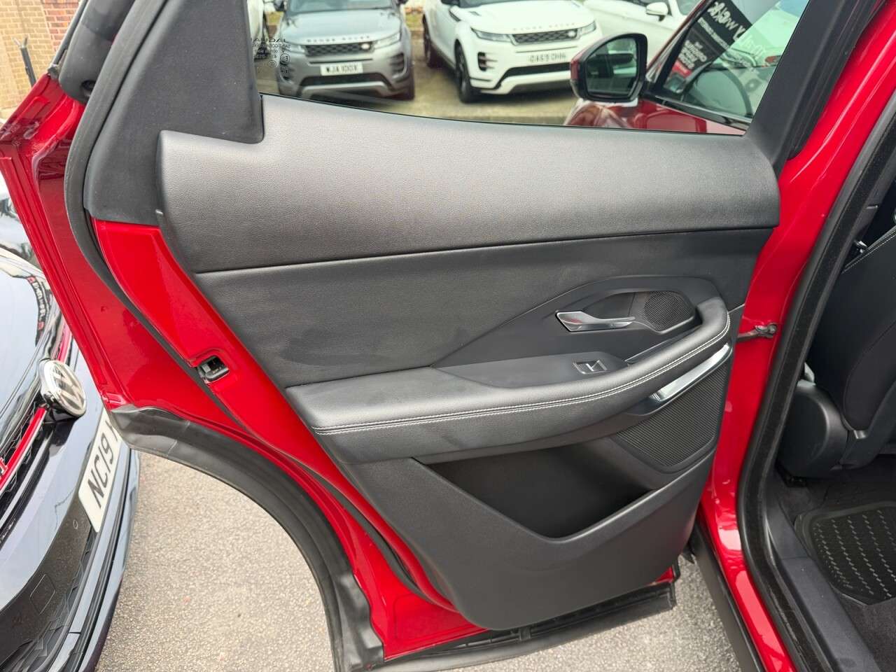 2018 JAGUAR E-PACE 2018 JAGUAR E-PACE
