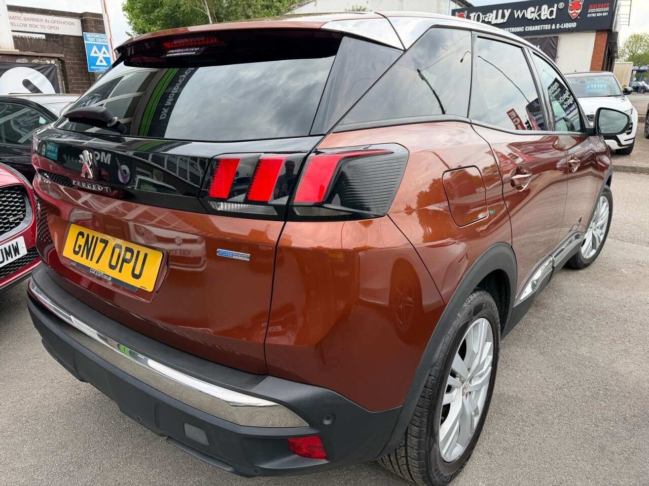 2017 PEUGEOT 3008 2017 PEUGEOT 3008