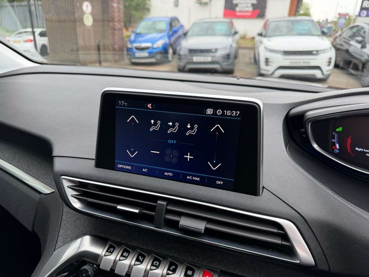 2017 PEUGEOT 3008 2017 PEUGEOT 3008