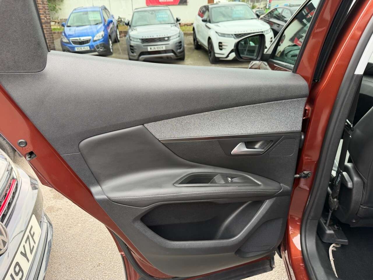 2017 PEUGEOT 3008 2017 PEUGEOT 3008
