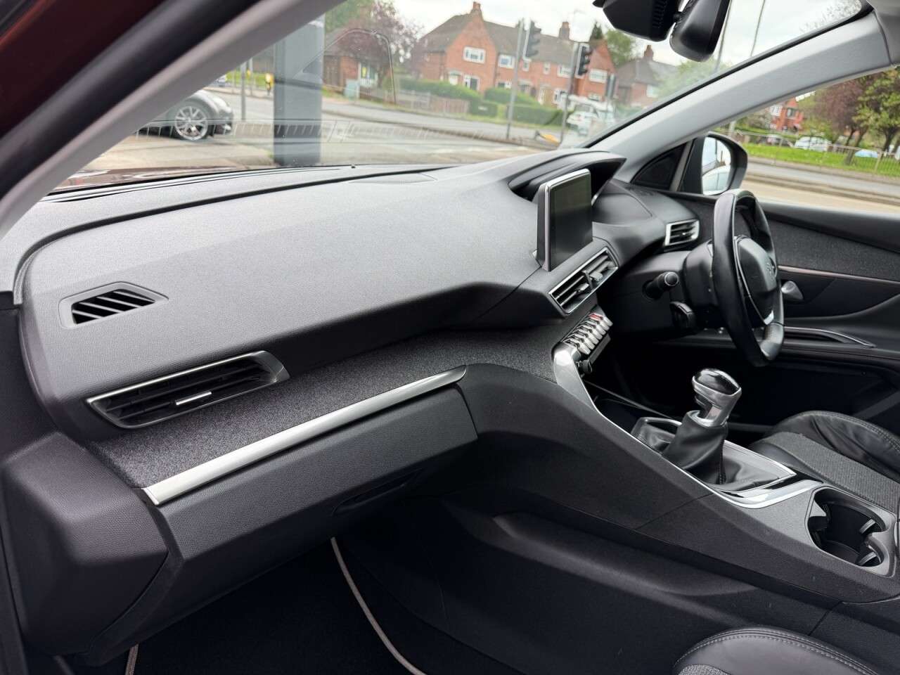 2017 PEUGEOT 3008 2017 PEUGEOT 3008
