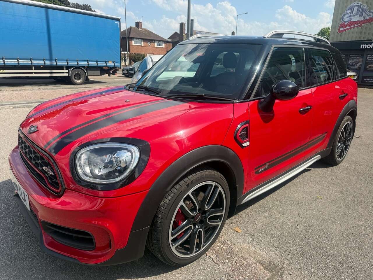 A 2018 MINI COUNTRYMAN 2.0 John Cooper Works SUV 5dr Petrol Auto ALL4 Euro 6 (s/s) (231 ps) 231PS A 2018 MINI COUNTRYMAN 2.0 John Cooper Works SUV 5dr Petrol Auto ALL4 Euro 6 (s/s) (231 ps) 231PS