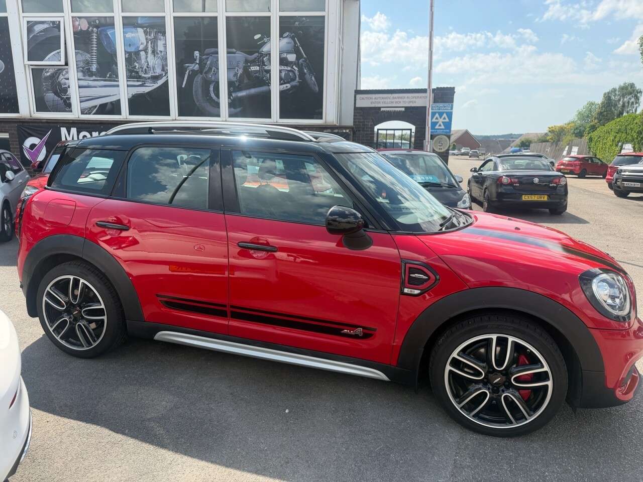 2018 MINI COUNTRYMAN 2018 MINI COUNTRYMAN