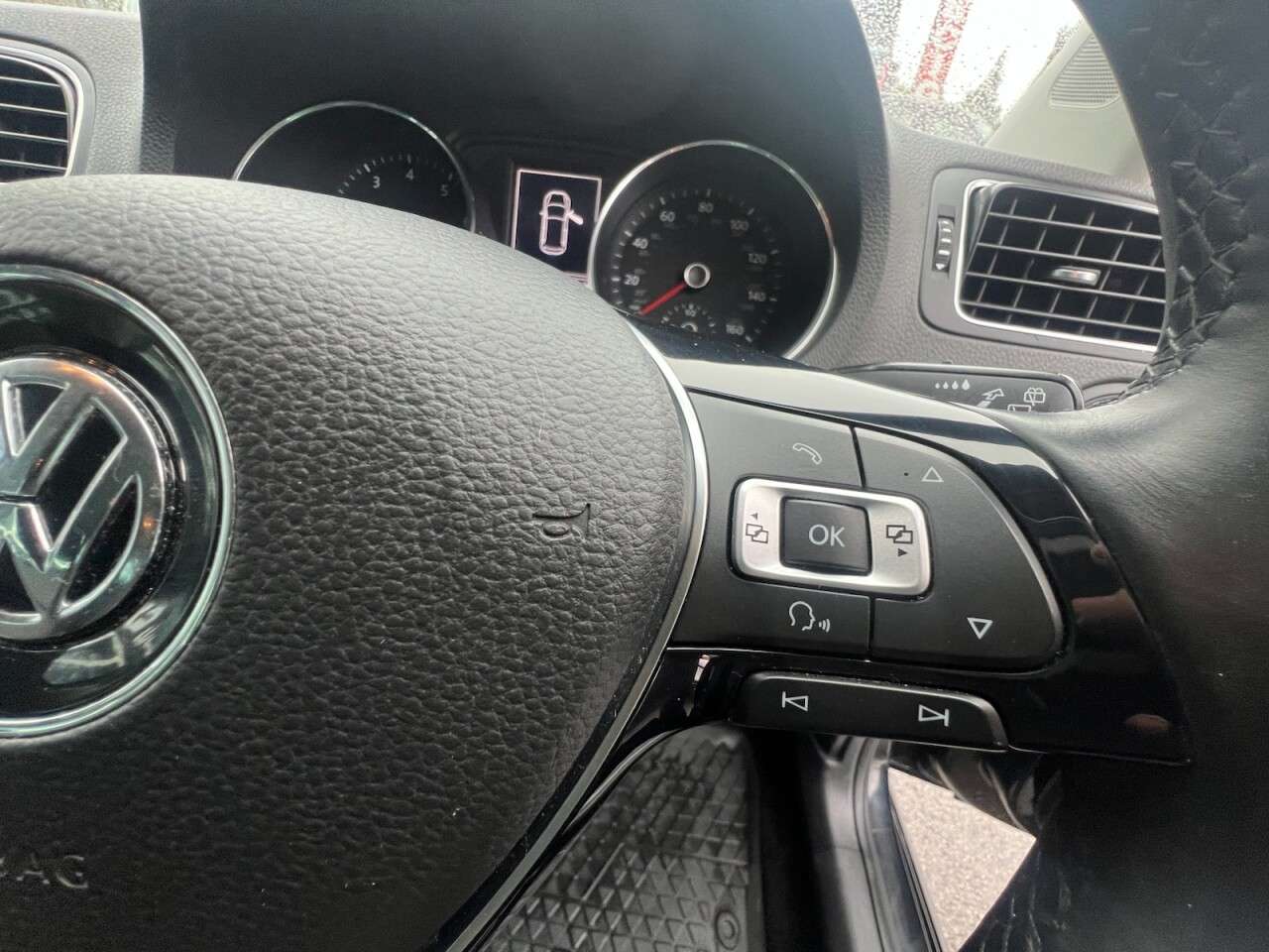 2017 VOLKSWAGEN POLO 2017 VOLKSWAGEN POLO