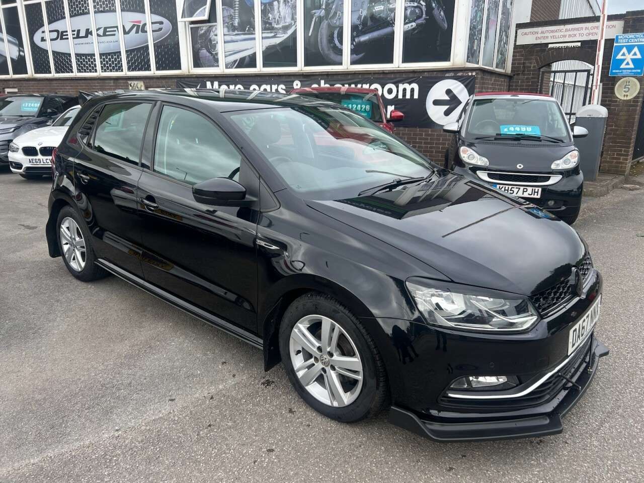 A 2017 VOLKSWAGEN POLO 1.2 TSI Match Edition Hatchback 5dr Petrol Manual Euro 6 (s/s) (90 ps) 90PS A 2017 VOLKSWAGEN POLO 1.2 TSI Match Edition Hatchback 5dr Petrol Manual Euro 6 (s/s) (90 ps) 90PS