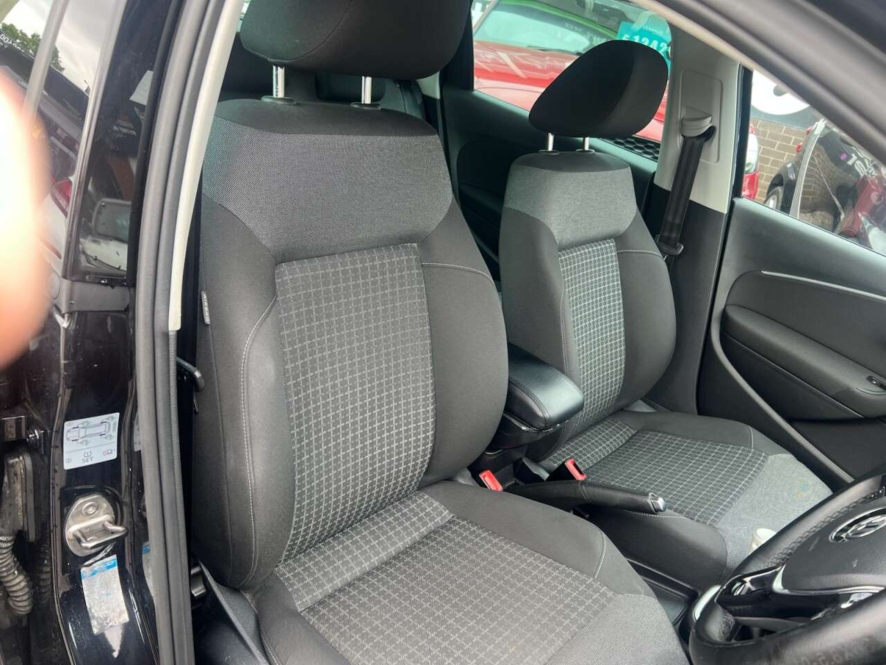 2017 VOLKSWAGEN POLO 2017 VOLKSWAGEN POLO
