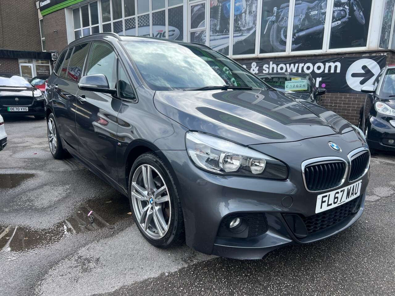 A 2017 BMW 2 SERIES GRAN TOURER 1.5 216d M Sport MPV 5dr Diesel Auto Euro 6 (s/s) (116 ps) 7 Seats Auto ULE A 2017 BMW 2 SERIES GRAN TOURER 1.5 216d M Sport MPV 5dr Diesel Auto Euro 6 (s/s) (116 ps) 7 Seats Auto ULE