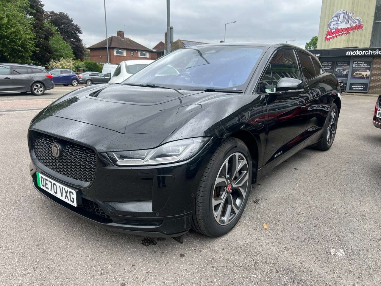 A 2020 JAGUAR I-PACE 400 90kWh HSE SUV 5dr Electric Auto 4WD (400 ps) 400PS AWD HSE EV Fast Luxu A 2020 JAGUAR I-PACE 400 90kWh HSE SUV 5dr Electric Auto 4WD (400 ps) 400PS AWD HSE EV Fast Luxu