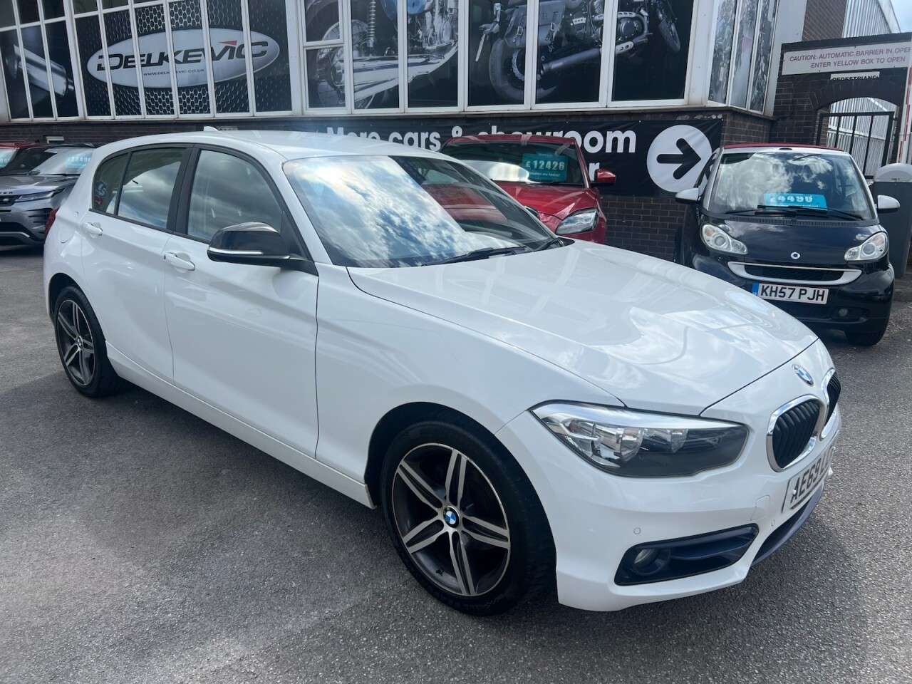 A 2019 BMW 1 SERIES 1.5 118i Sport Hatchback 5dr Petrol Manual Euro 6 (s/s) (136 ps) 136PS ULEZ A 2019 BMW 1 SERIES 1.5 118i Sport Hatchback 5dr Petrol Manual Euro 6 (s/s) (136 ps) 136PS ULEZ