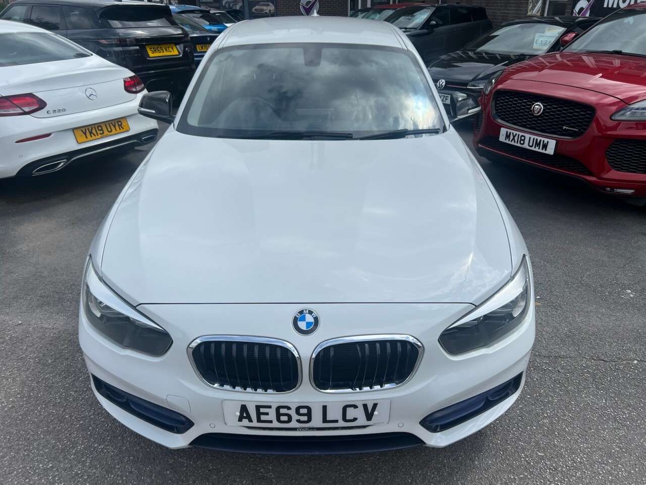 A 2019 BMW 1 SERIES 1.5 118i Sport Hatchback 5dr Petrol Manual Euro 6 (s/s) (136 ps) 136PS ULEZ A 2019 BMW 1 SERIES 1.5 118i Sport Hatchback 5dr Petrol Manual Euro 6 (s/s) (136 ps) 136PS ULEZ