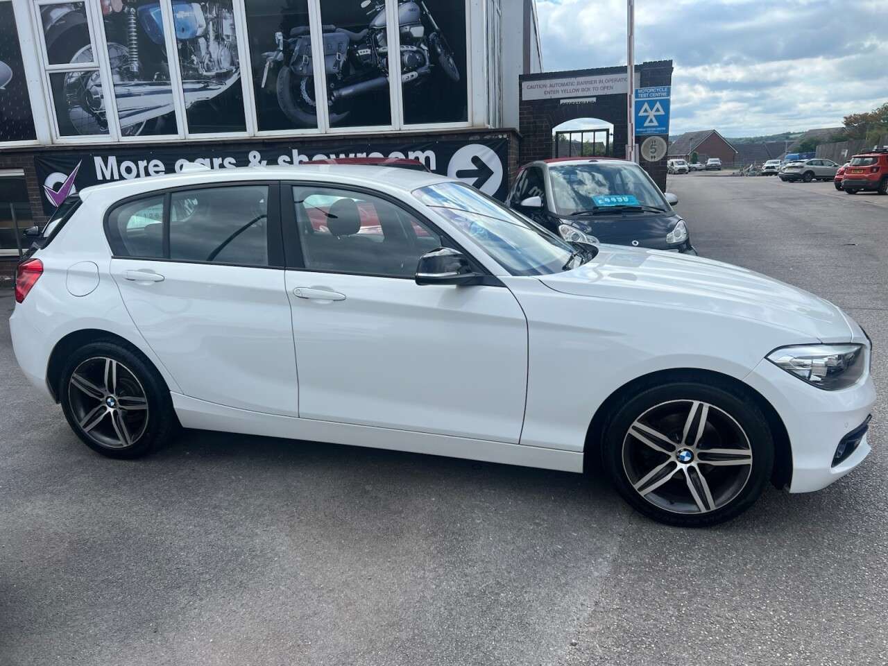 2019 BMW 1 SERIES 2019 BMW 1 SERIES