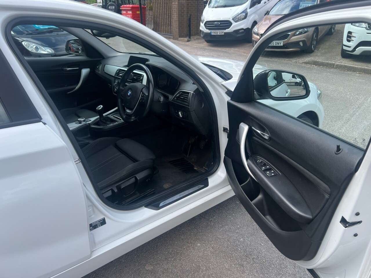 2019 BMW 1 SERIES 2019 BMW 1 SERIES