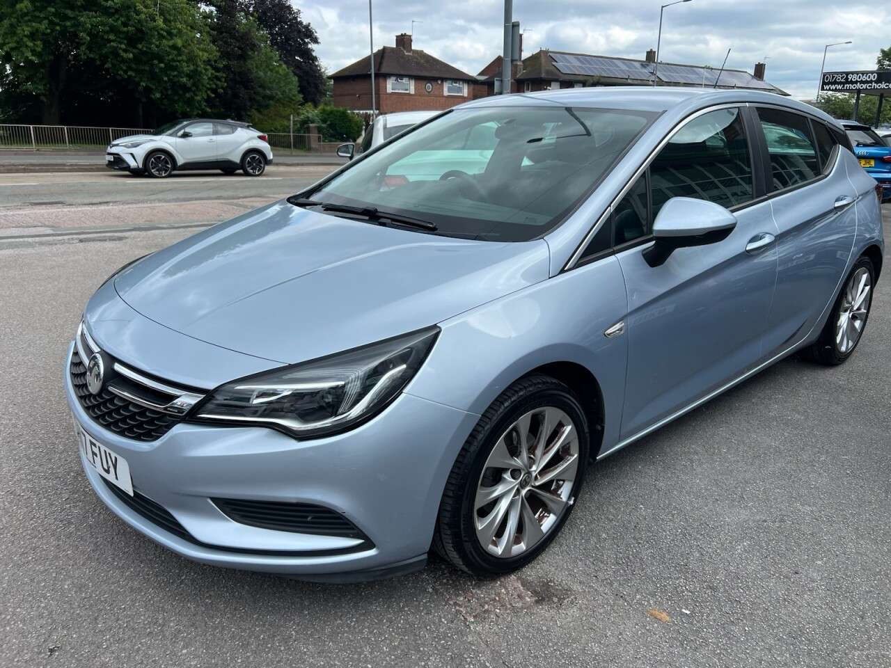 A 2017 VAUXHALL ASTRA 1.4i Turbo Design Hatchback 5dr Petrol Auto Euro 6 (s/s) (150 ps) 150PS Aut A 2017 VAUXHALL ASTRA 1.4i Turbo Design Hatchback 5dr Petrol Auto Euro 6 (s/s) (150 ps) 150PS Aut