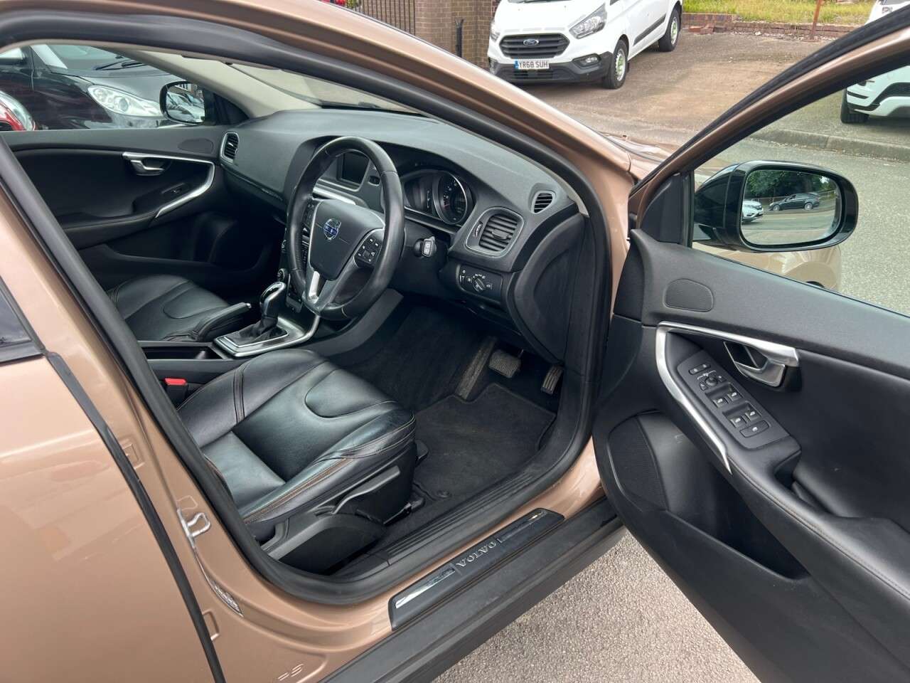 2015 VOLVO V40 CROSS COUNTRY 2015 VOLVO V40 CROSS COUNTRY